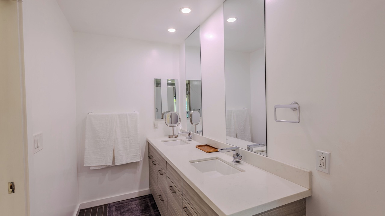 Photo of Bathroom in Raskin Estates