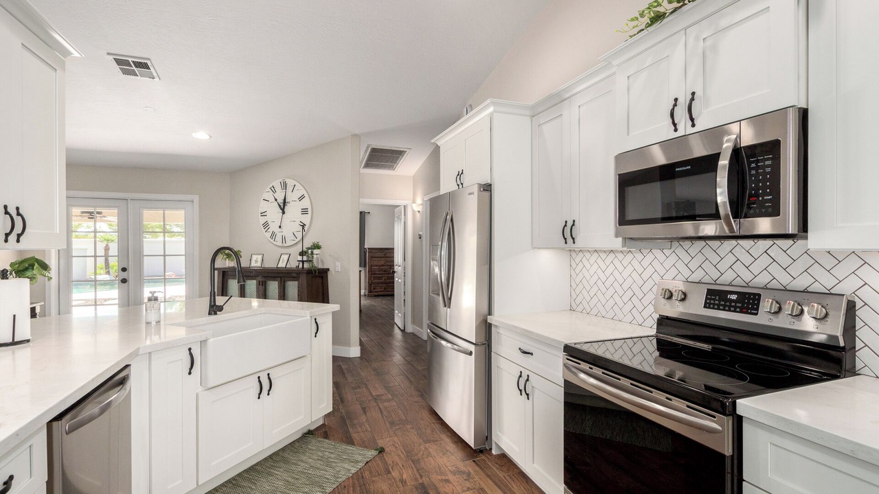 Photo of Kitchen in Val Vista Lakes