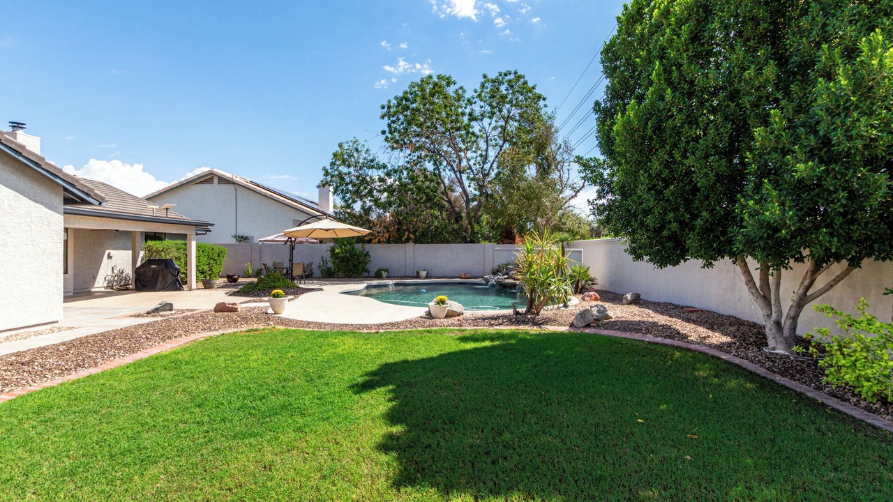 Photo of Outdoor in Val Vista Lakes