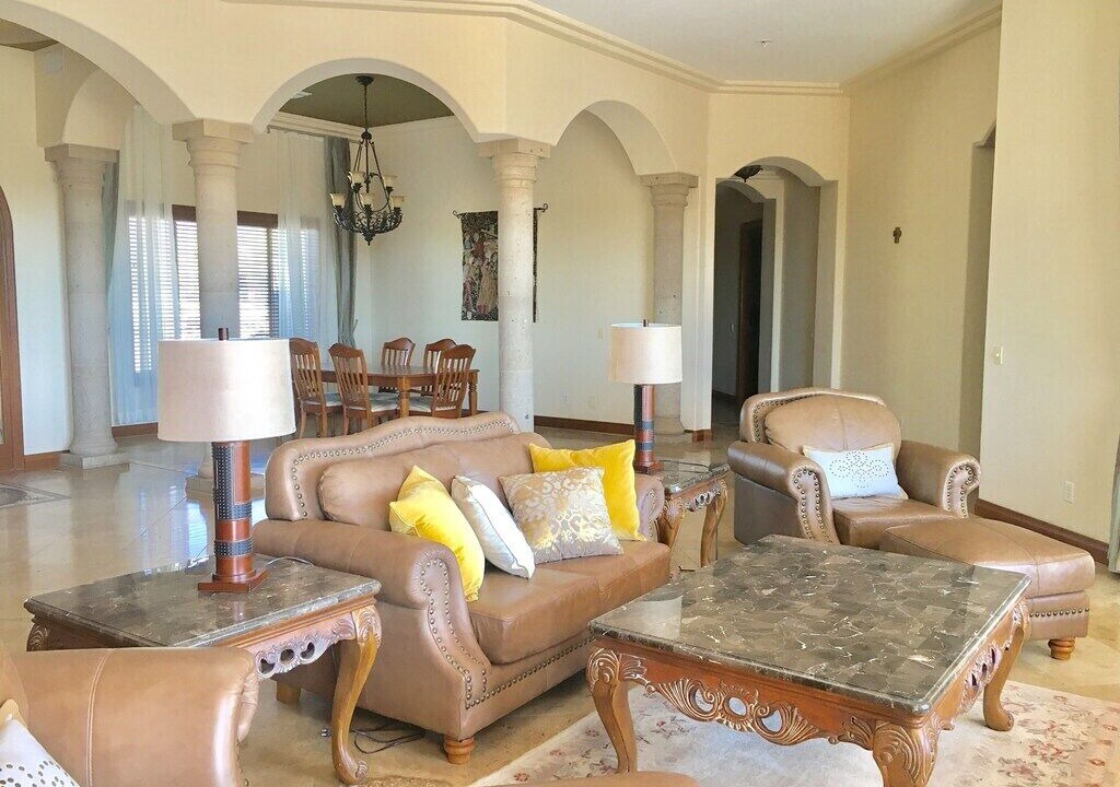 Photo of Livingroom in Apache Junction