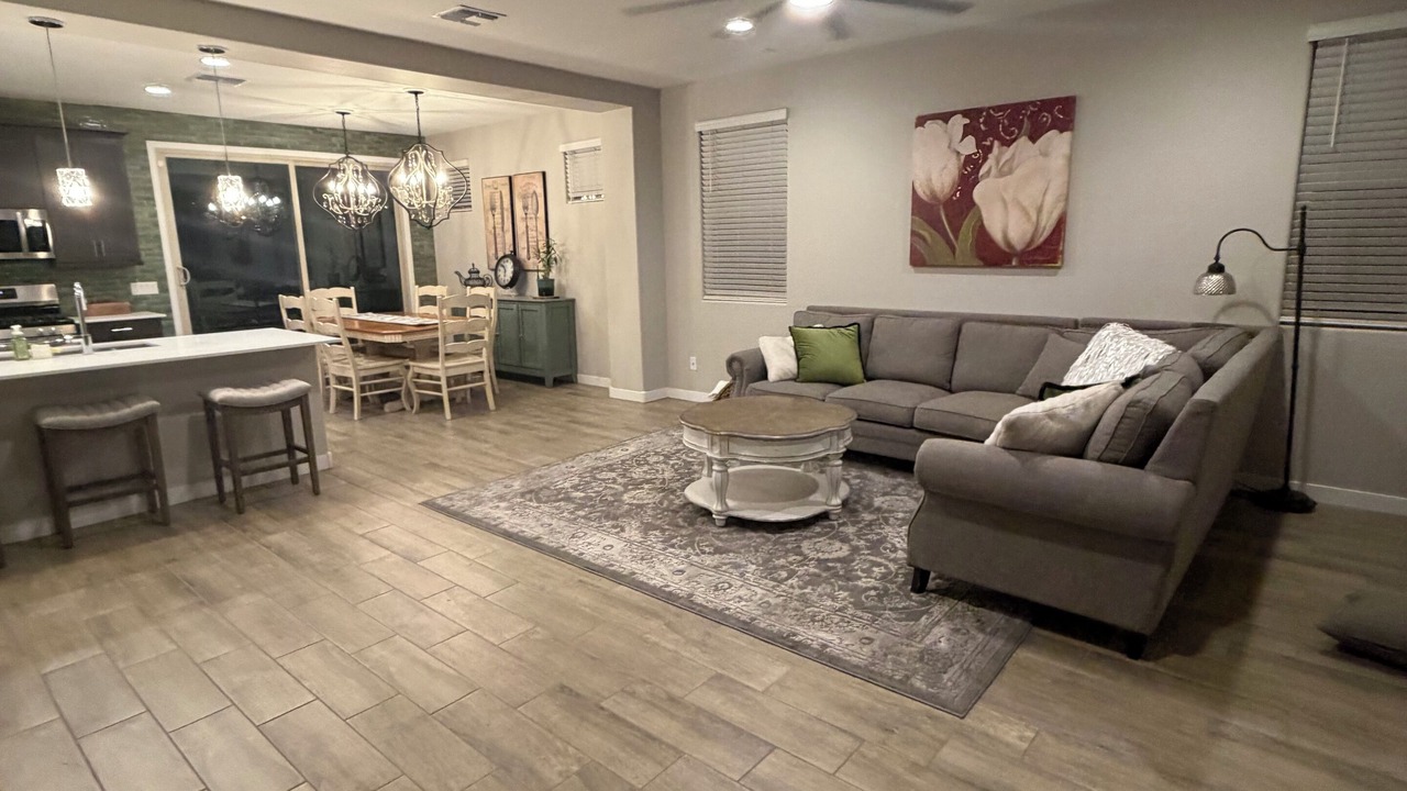 Photo of Livingroom in San Tan Valley