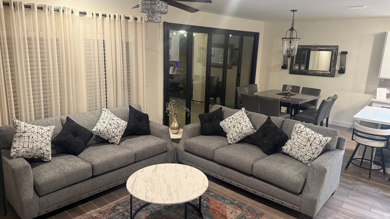 Photo of Livingroom in Maricopa