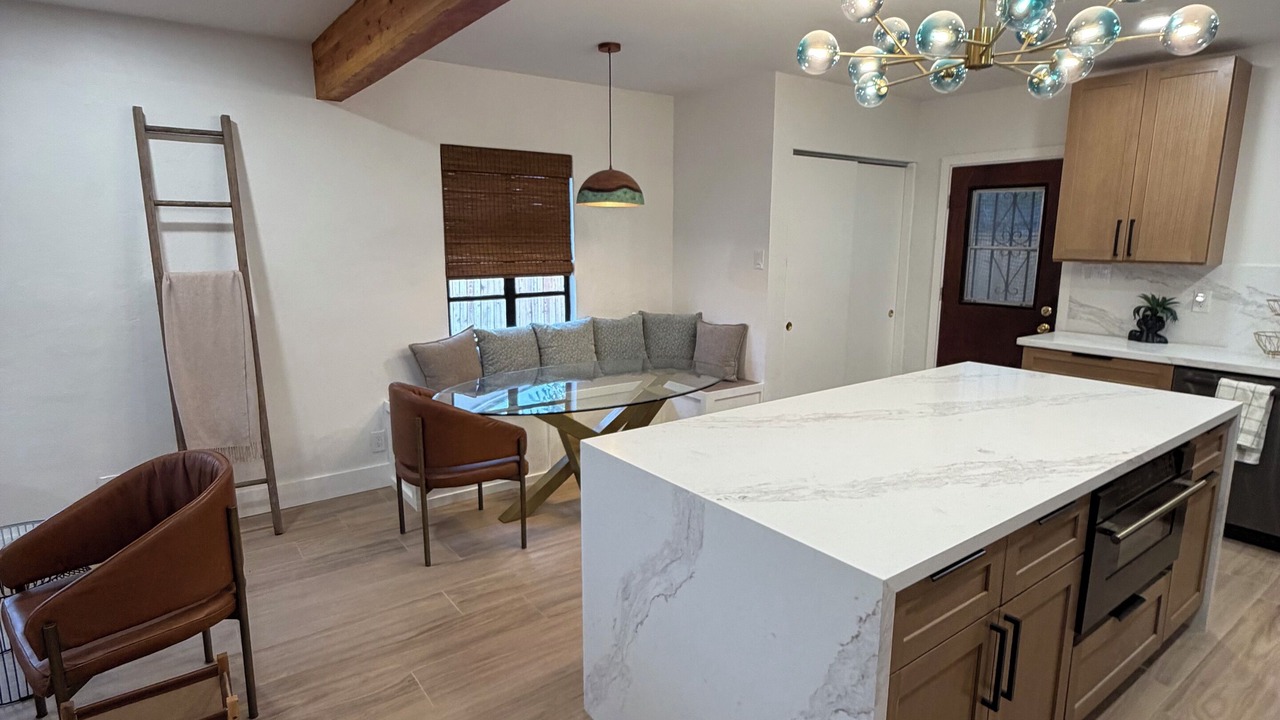 Photo of Livingroom in Woodlawn Park