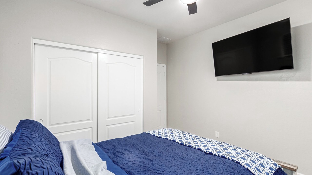 Photo of Bedroom in South Mountain