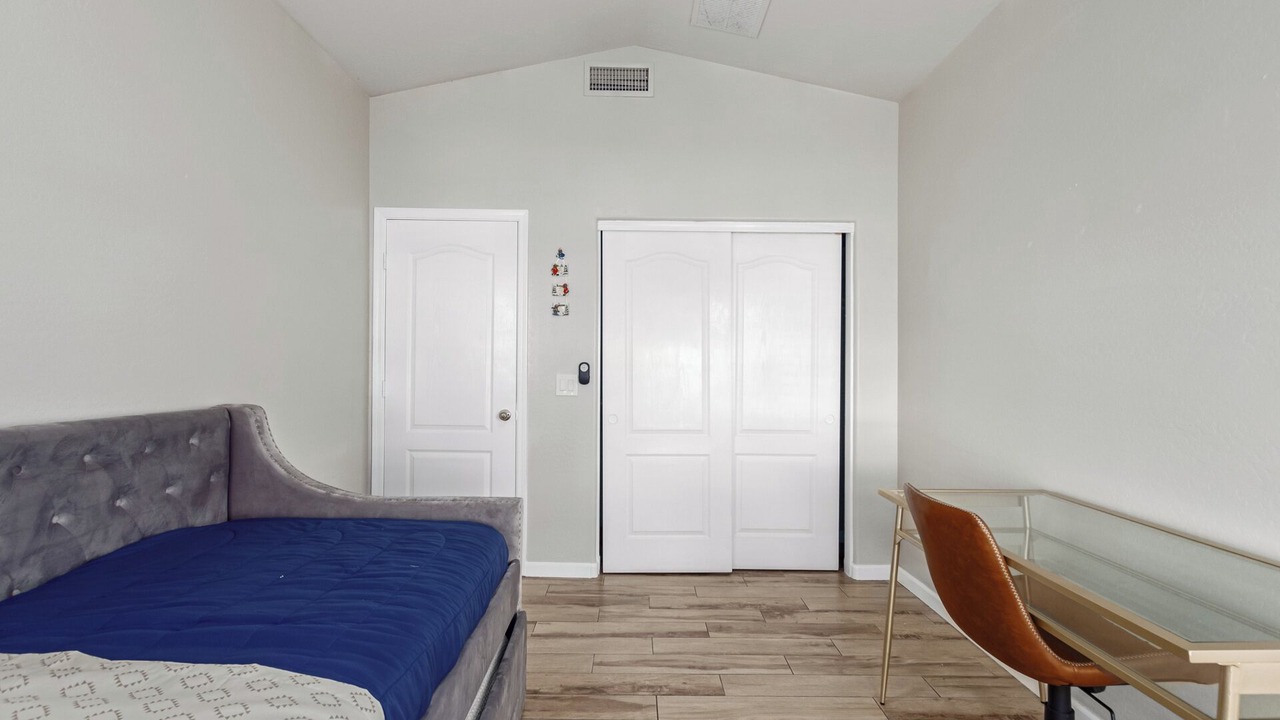 Photo of Bedroom in South Mountain