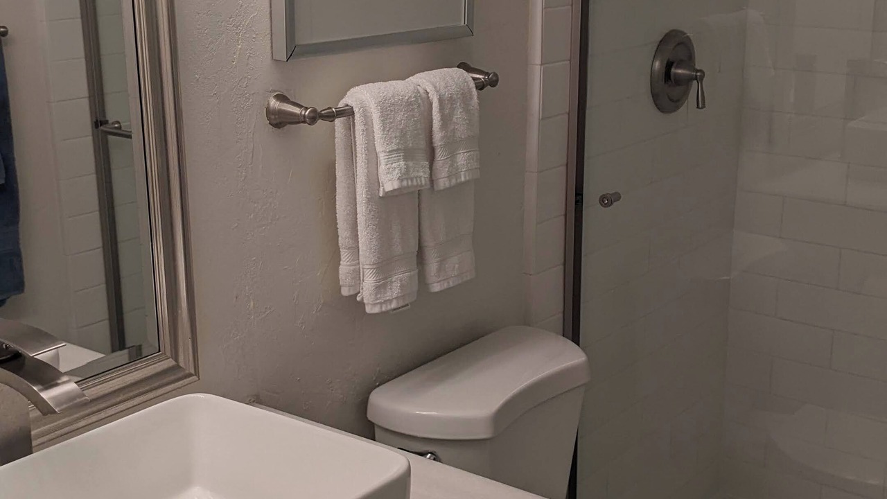 Photo of Bathroom in Pavoreal