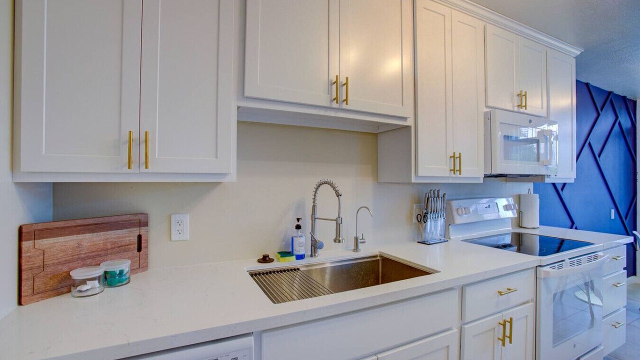 Photo of Kitchen in Camelback East