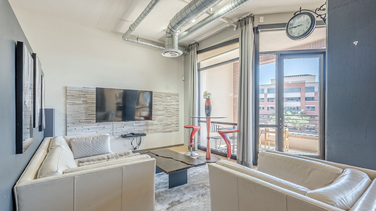 Photo of Livingroom in Arts District