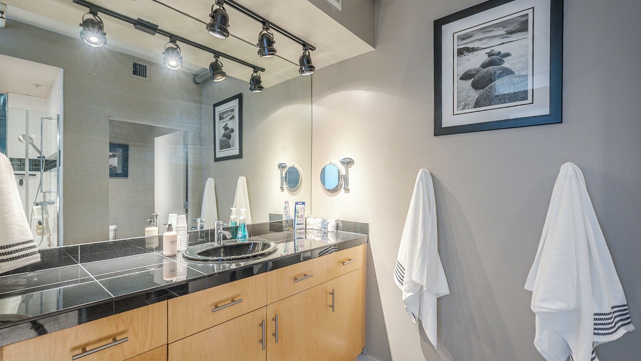 Photo of Bathroom in Arts District