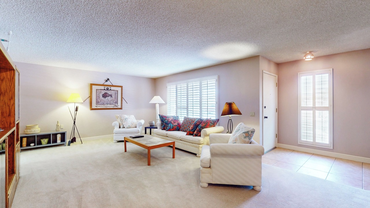 Photo of Livingroom in Sun City