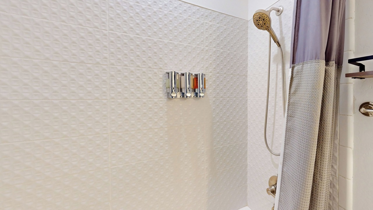 Photo of Bathroom in Big Water