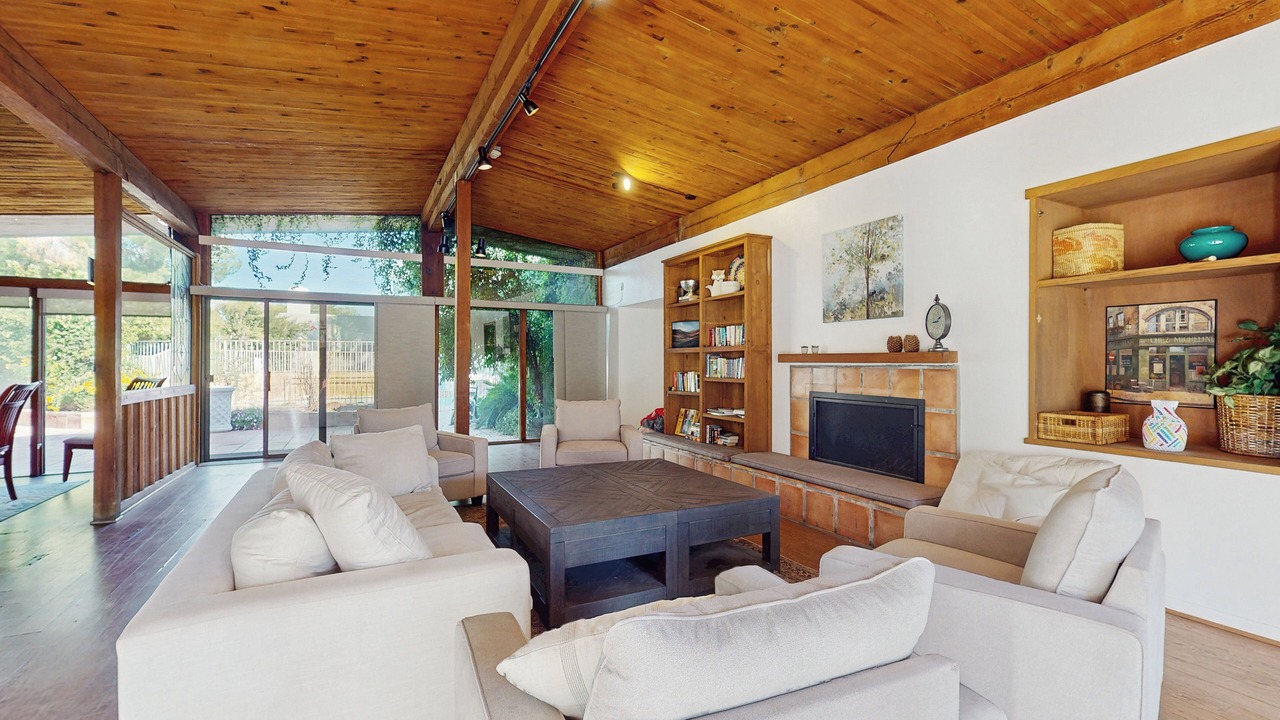 Photo of Livingroom in Alhambra