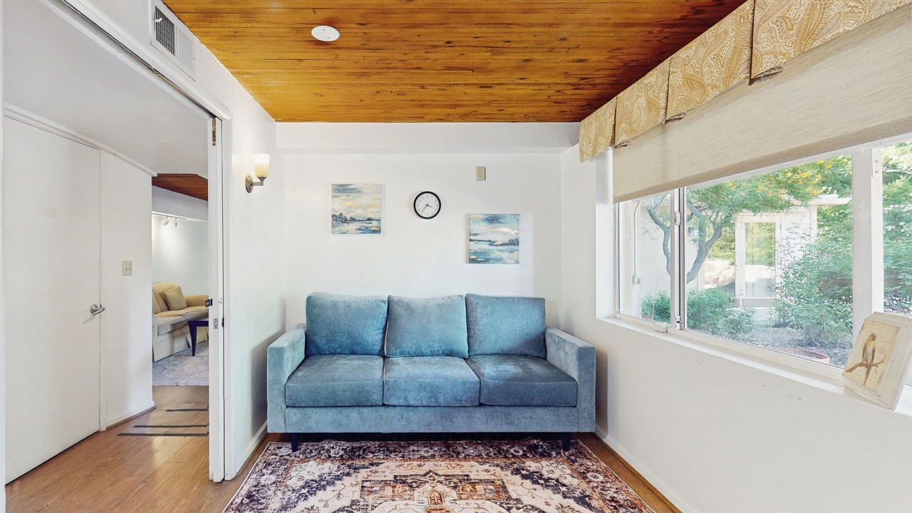 Photo of Livingroom in Alhambra
