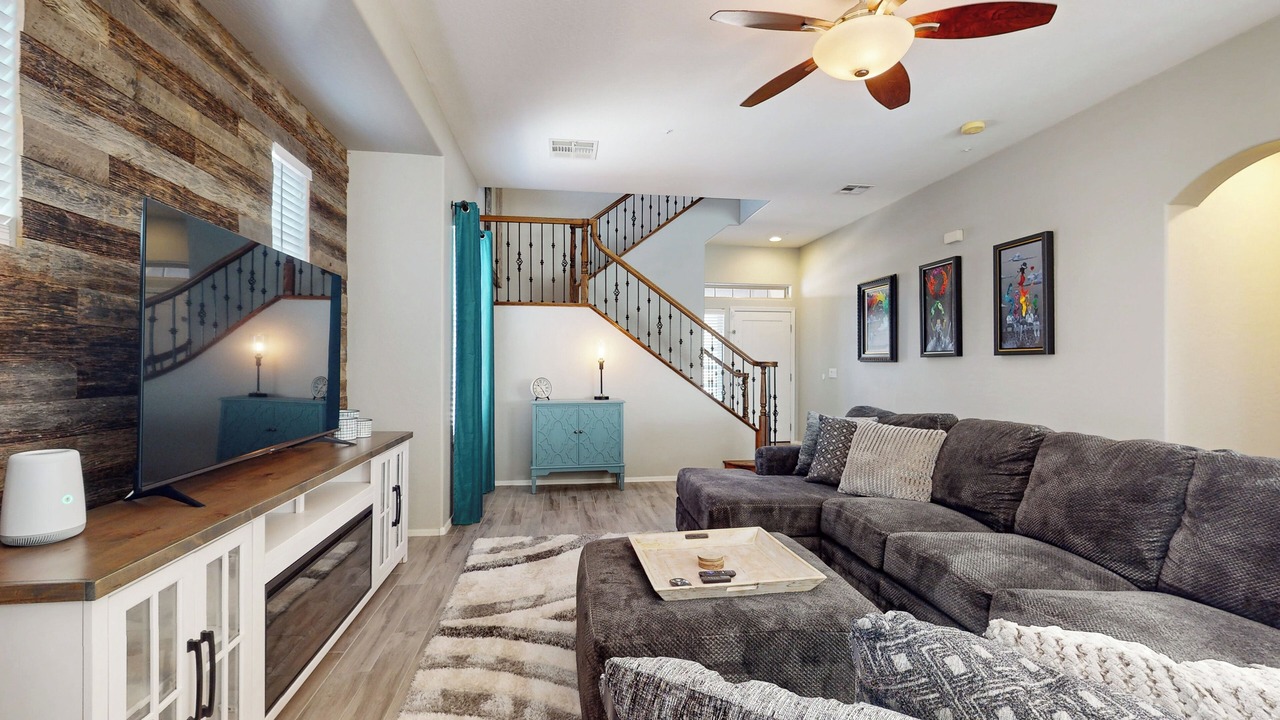 Photo of Livingroom in Estrella Mountain Ranch
