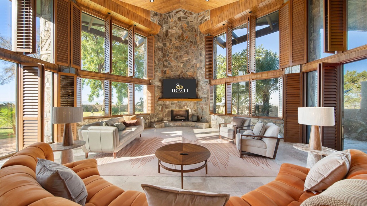 Photo of Livingroom in Biltmore Highlands