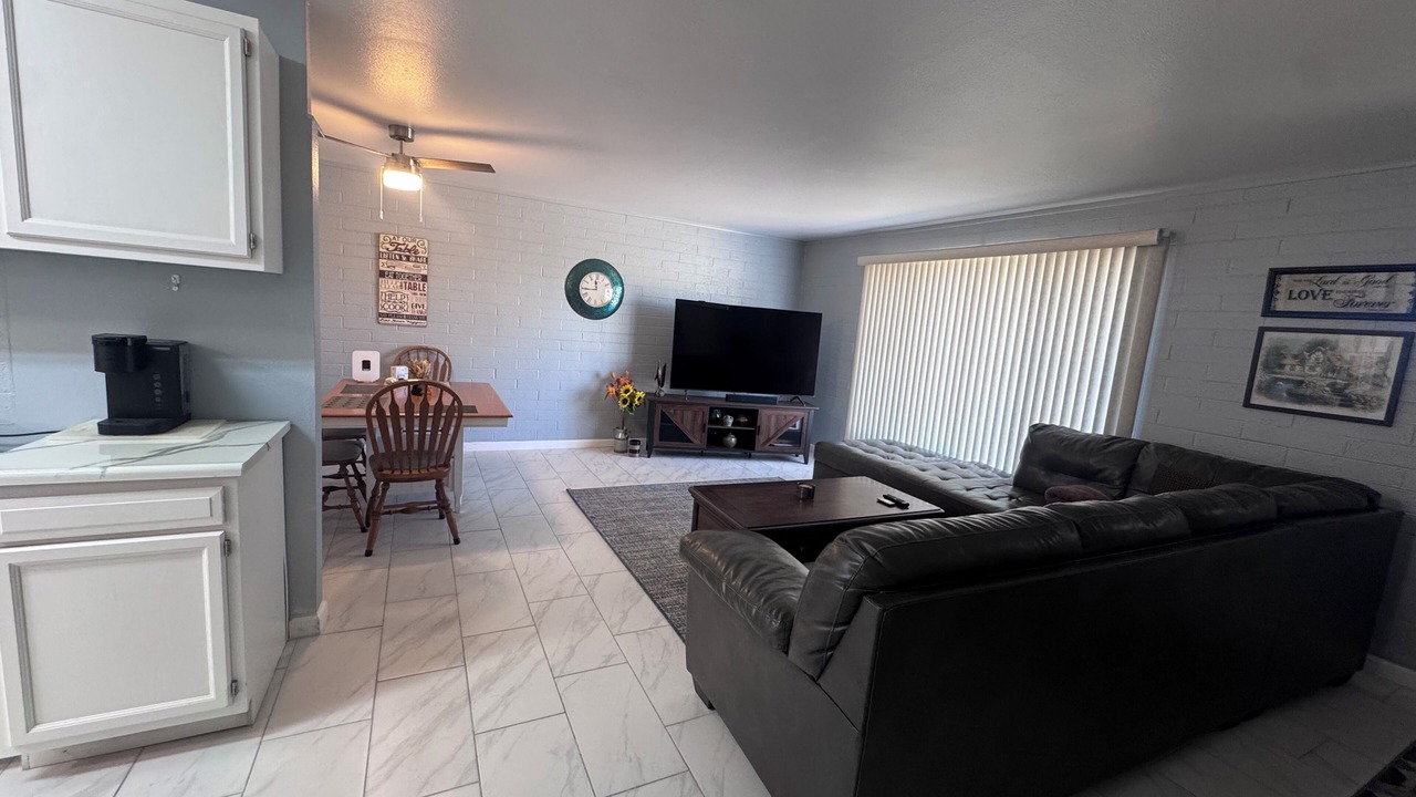 Photo of Livingroom in Newlife