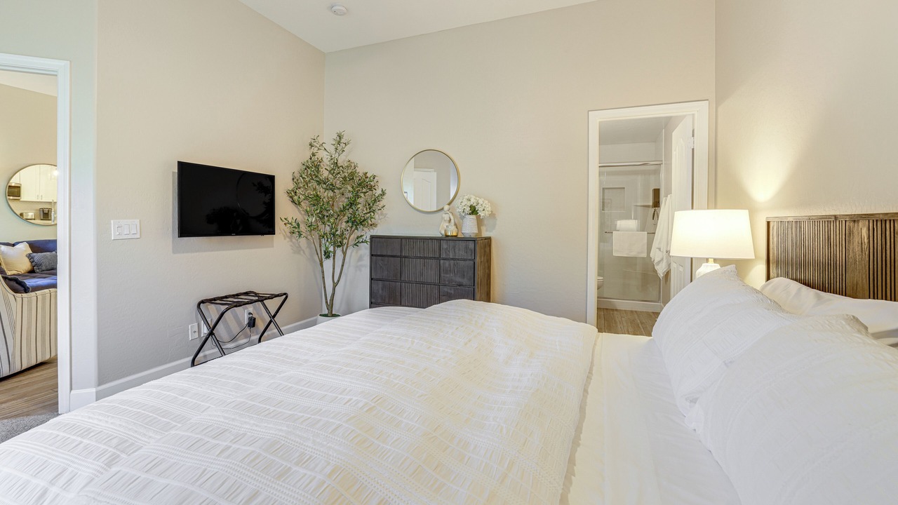 Photo of Bedroom in Foothills