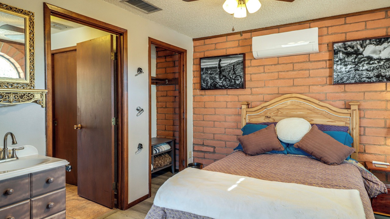 Photo of Bedroom in Tanque Verde