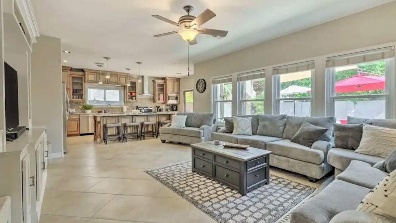 Photo of Livingroom in Gilbert