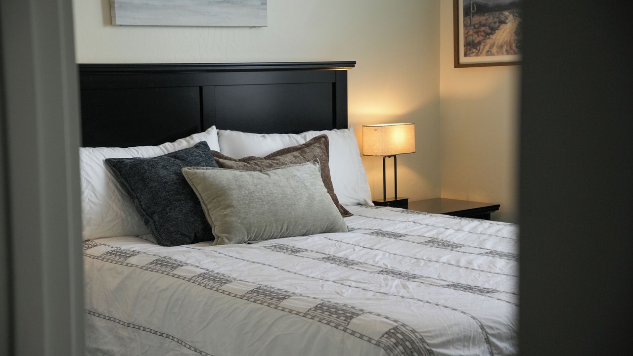 Photo of Bedroom in Greenfield Lakes