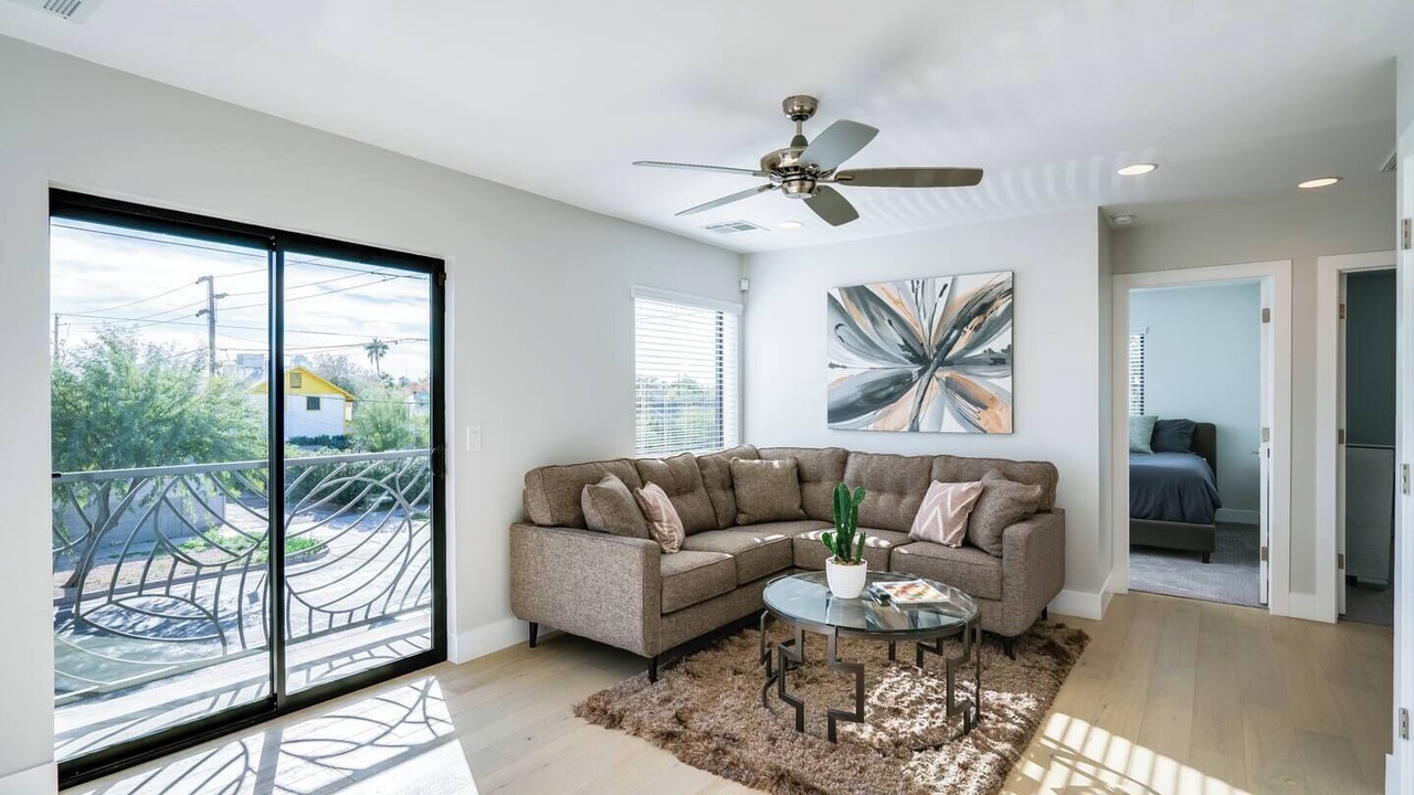 Photo of Livingroom in Coronado