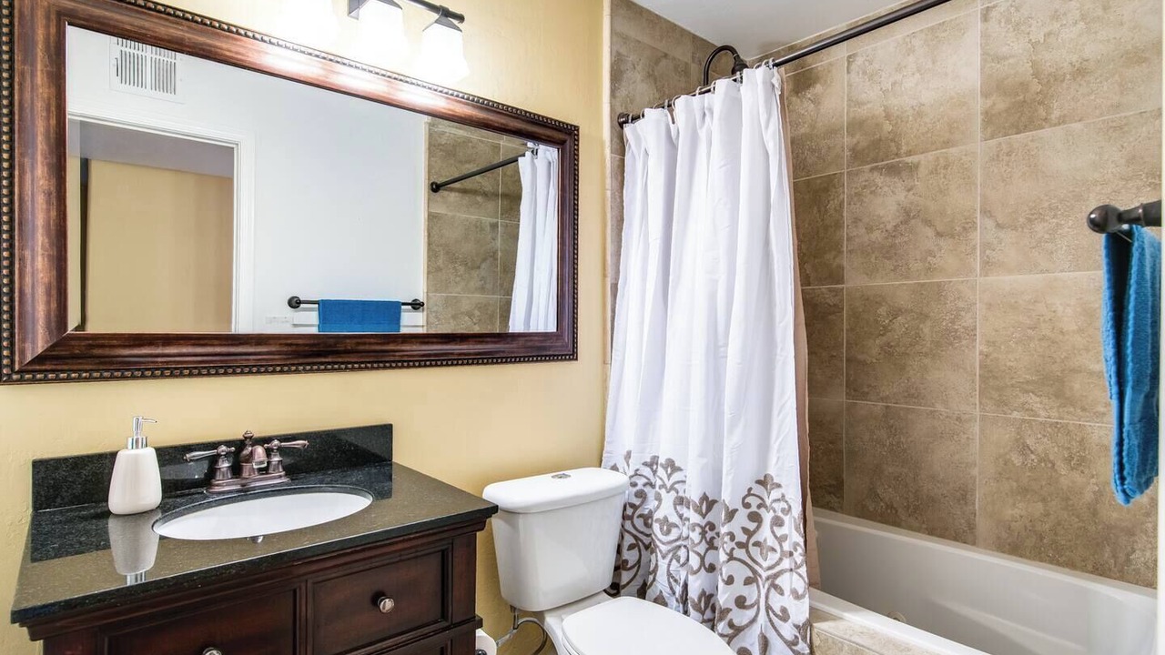 Photo of Bathroom in New Papago Parkway