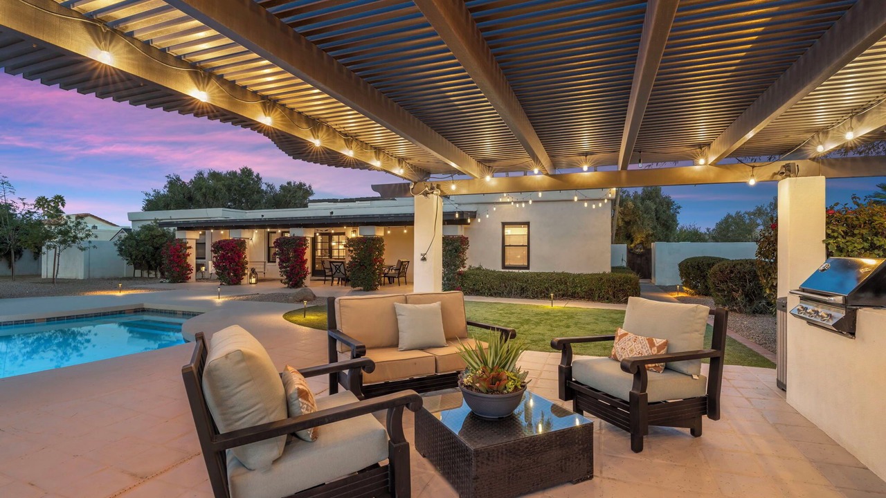 Photo of Patio Balcony in Paradise Country Estates