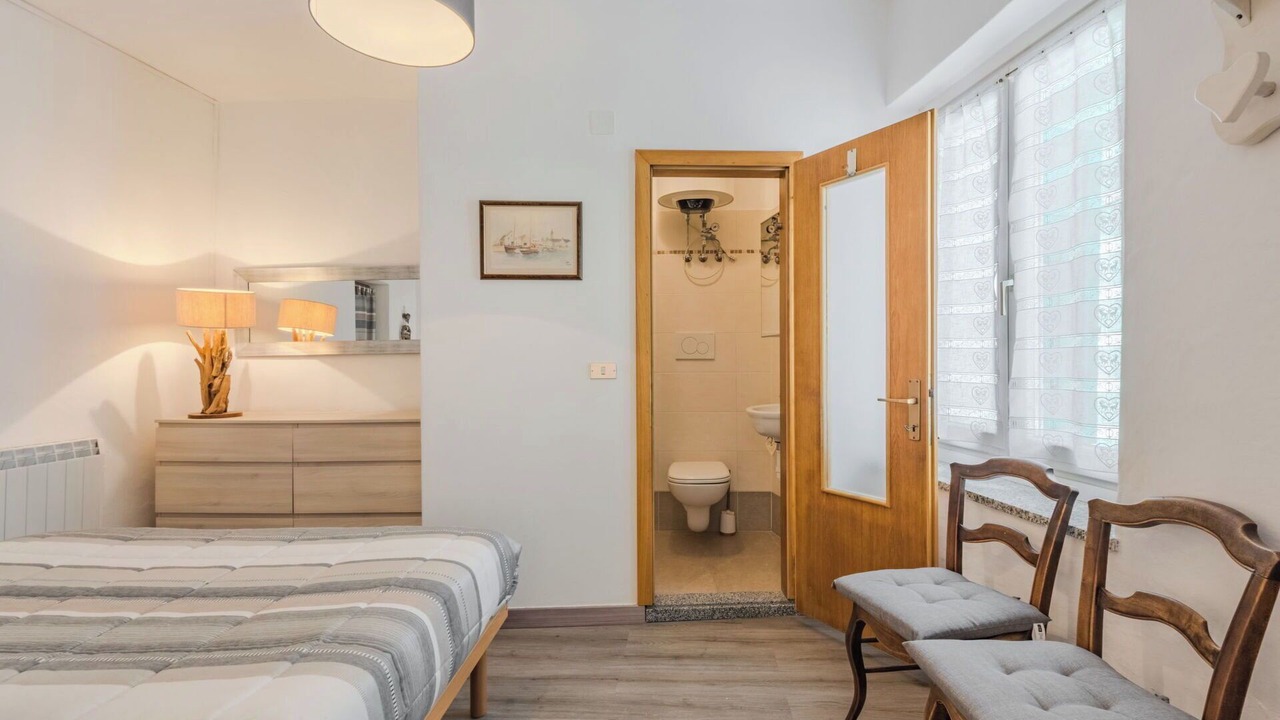 Photo of Bedroom in Pellizzano
