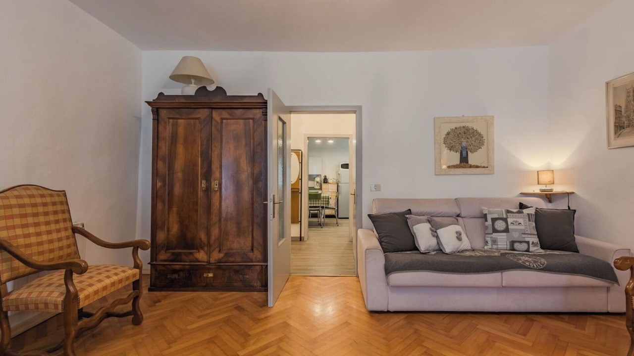 Photo of Bedroom in Pellizzano