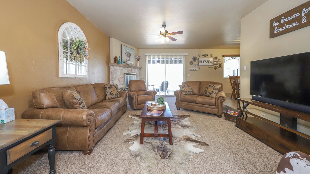 Photo of Livingroom in Tucson