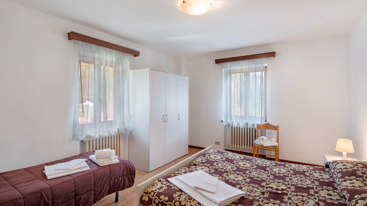 Photo of Bedroom in Caviola
