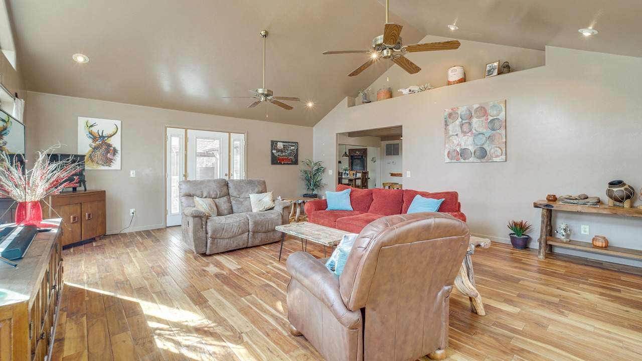 Photo of Livingroom in Happy Jack