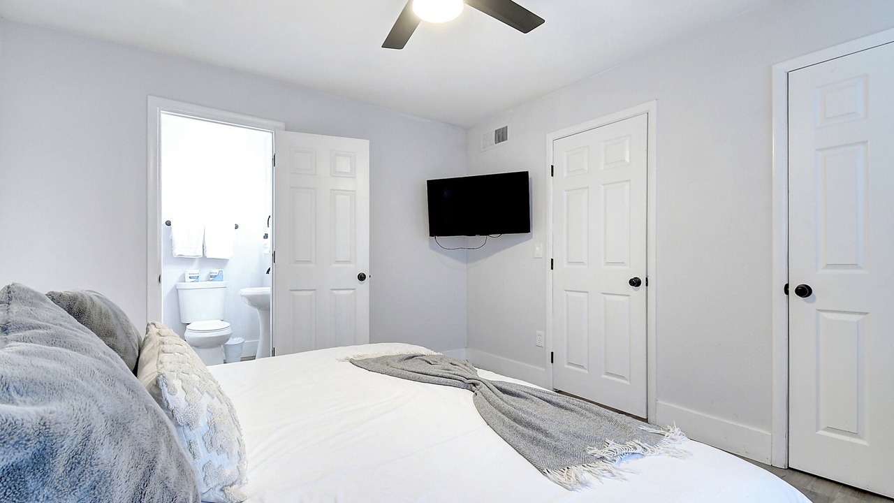 Photo of Bedroom in Parque Vista Estates