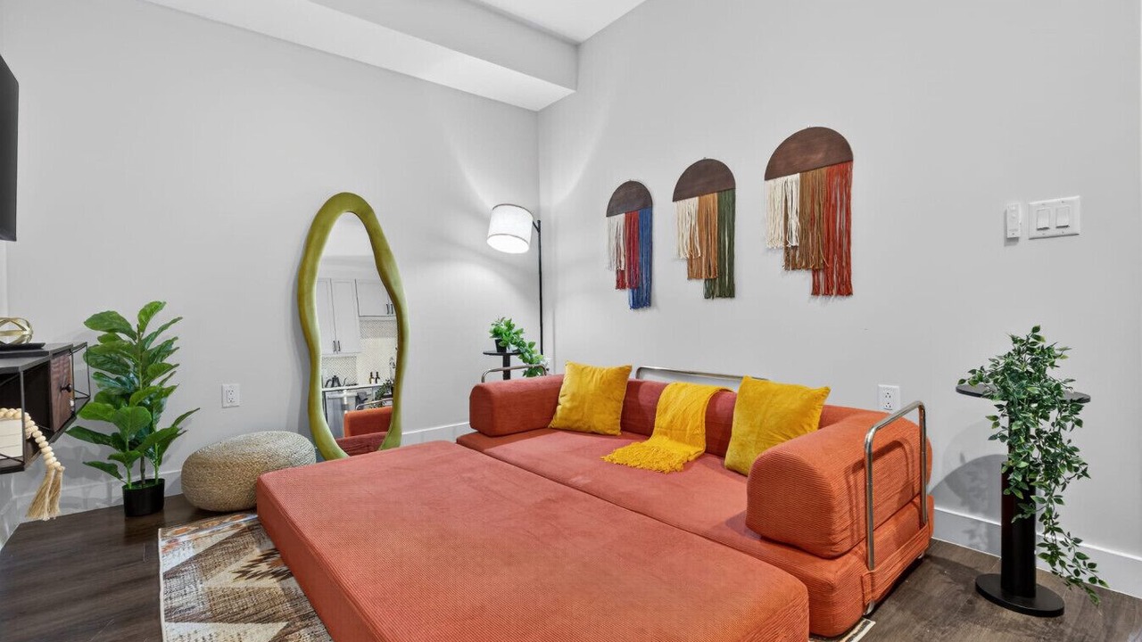 Photo of Livingroom in Camelback East