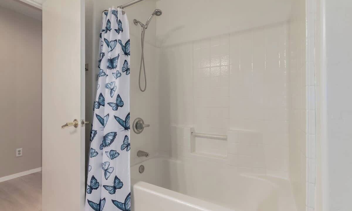 Photo of Bathroom in Avondale