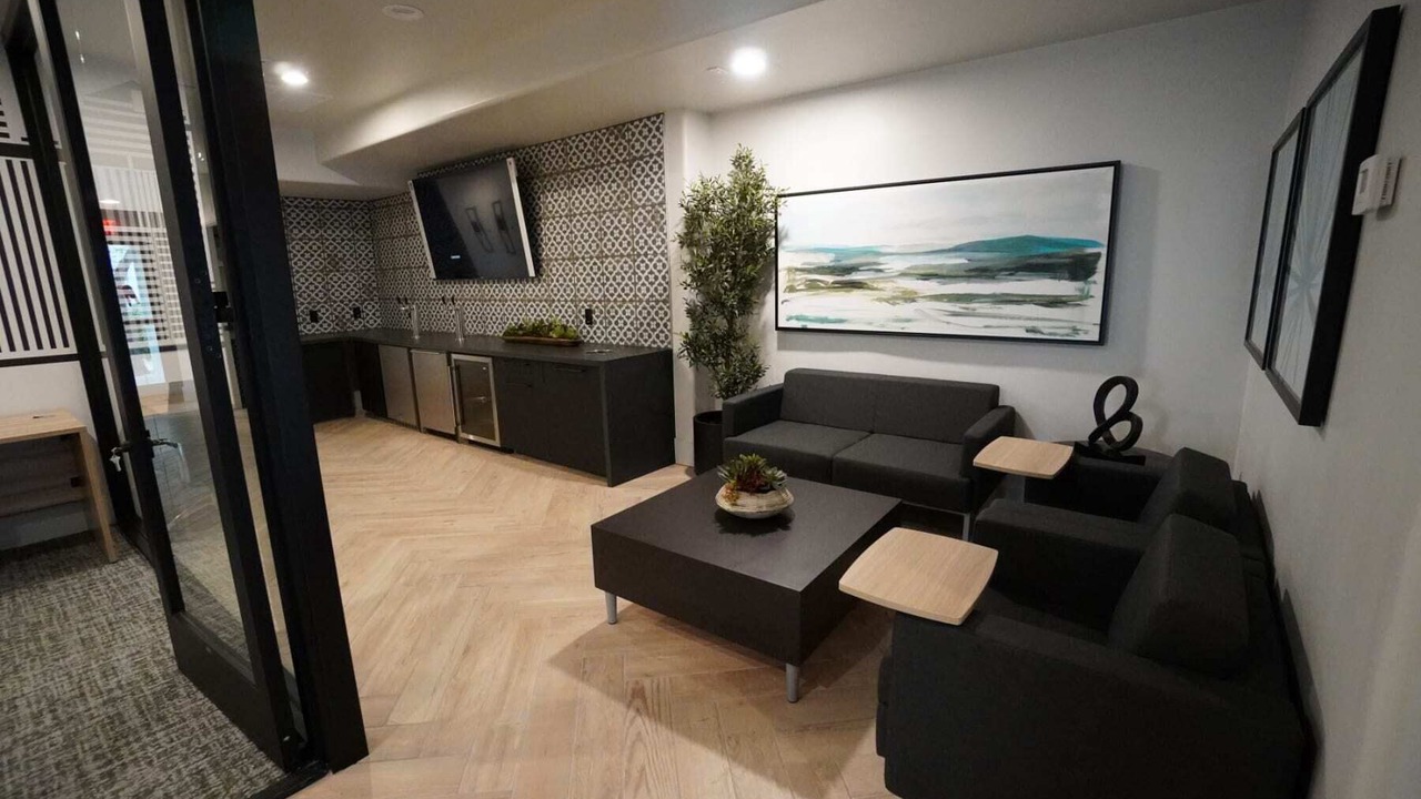 Photo of Livingroom in Kierland