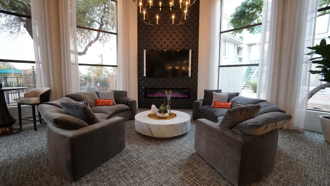 Photo of Livingroom in Kierland