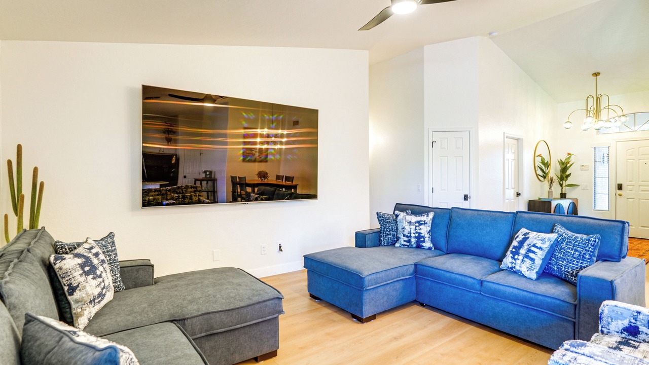 Photo of Livingroom in Springer Ranch