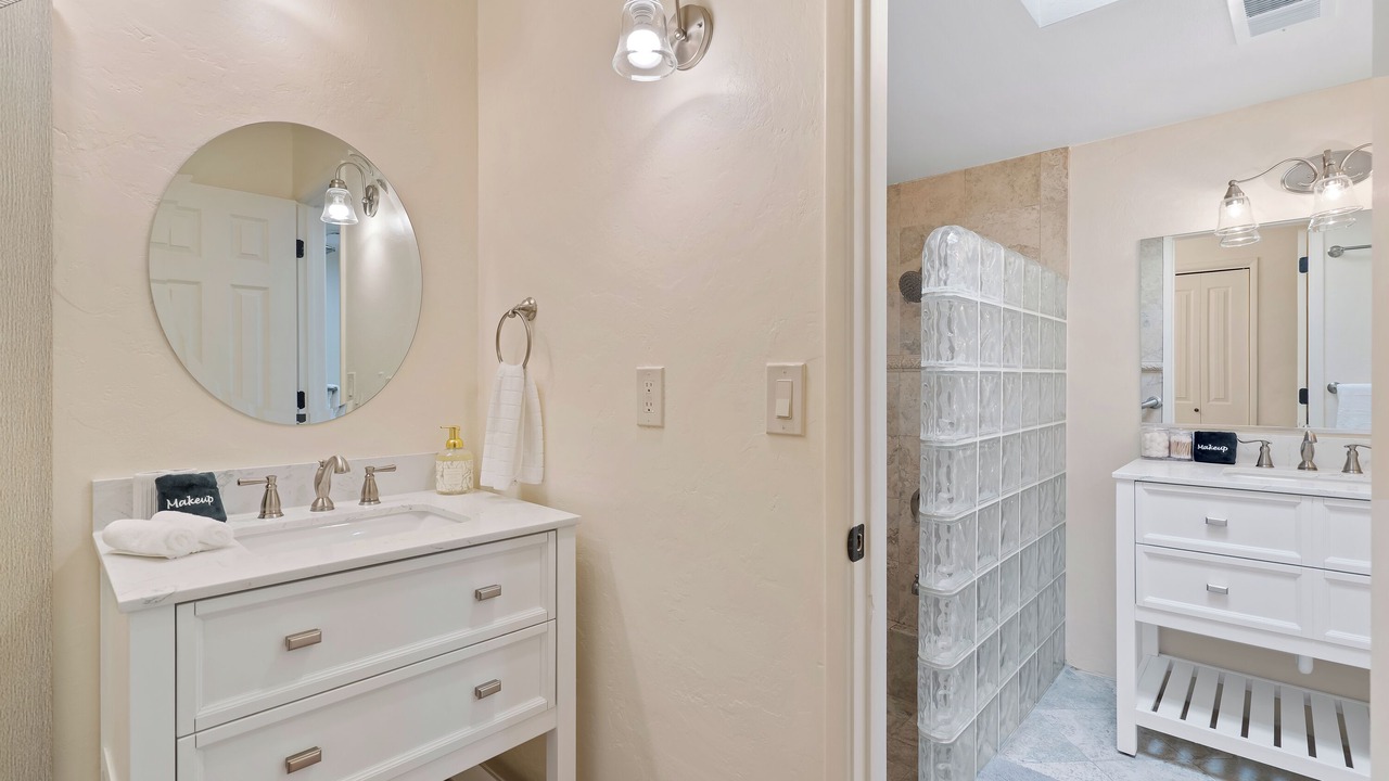 Photo of Bathroom in Skyline Bel Air Estates