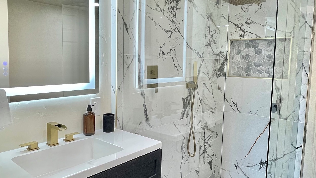 Photo of Bathroom in Skyline Bel Air Estates
