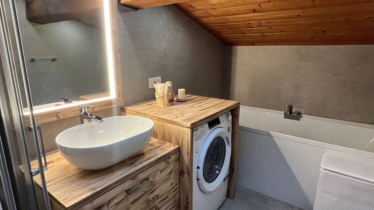 Photo of Bathroom in Carisolo