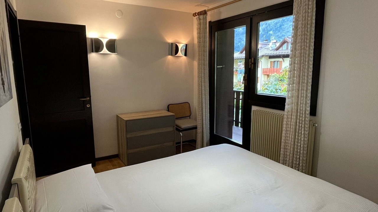 Photo of Bedroom in Carisolo