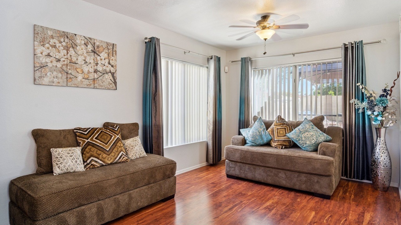 Photo of Livingroom in Chandler