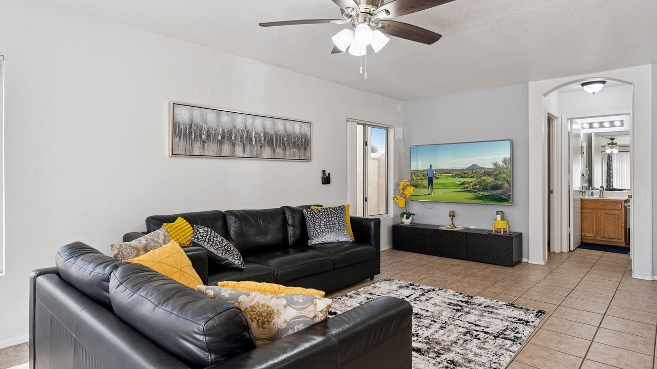 Photo of Livingroom in Chandler