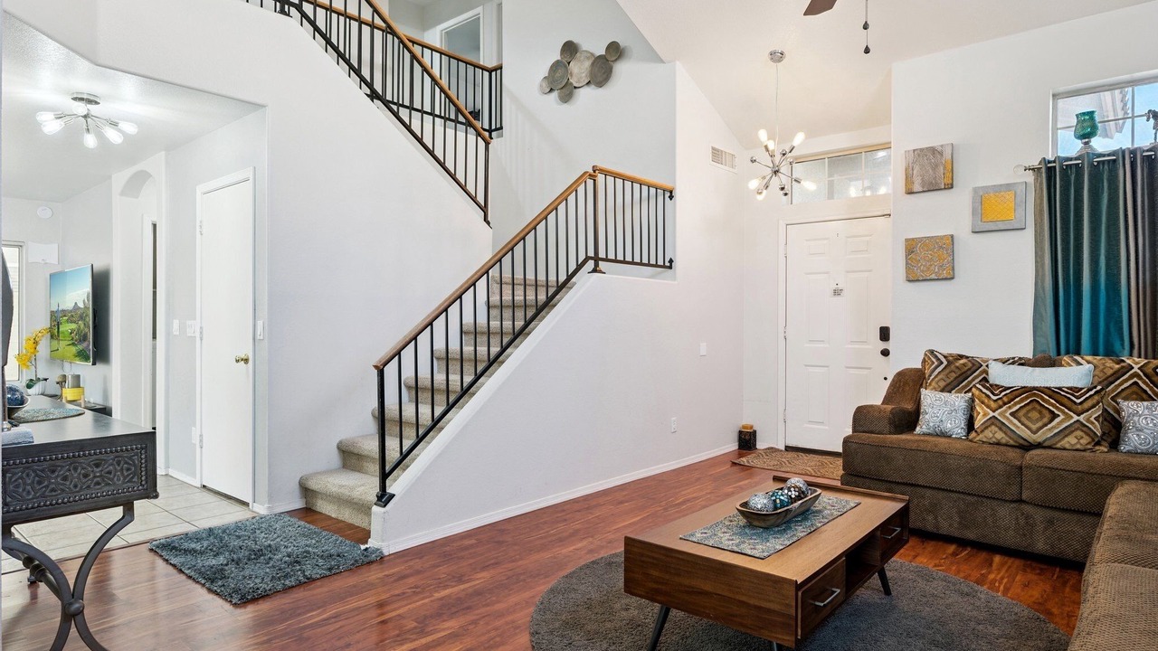 Photo of Livingroom in Chandler