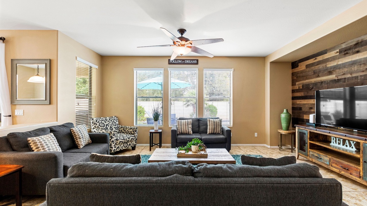Photo of Livingroom in Gilbert