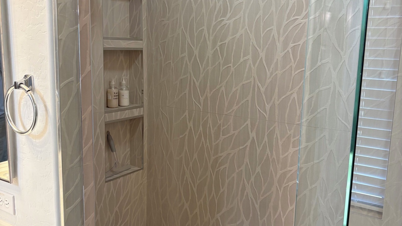 Photo of Bathroom in Surprise Farms