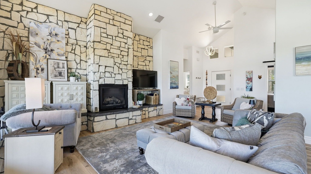 Photo of Livingroom in Payson
