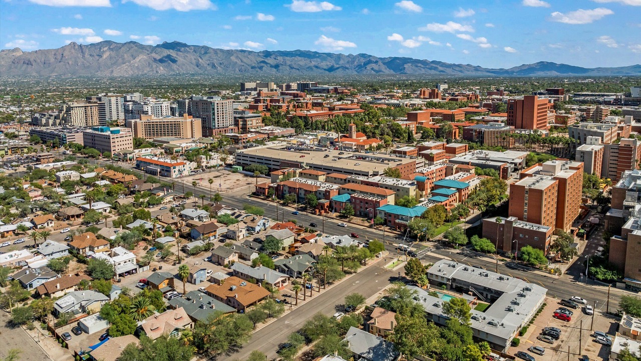 Photo of Outdoor in West University