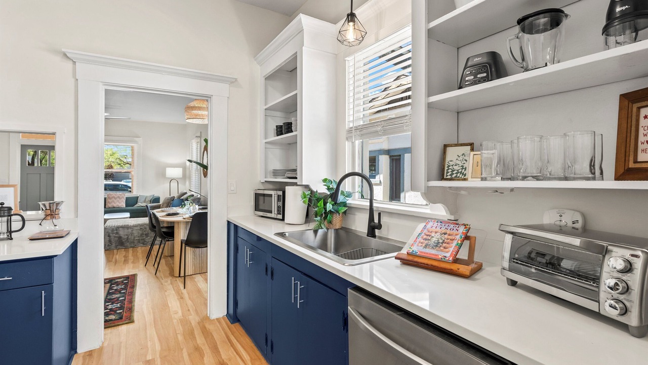 Photo of Kitchen in West University